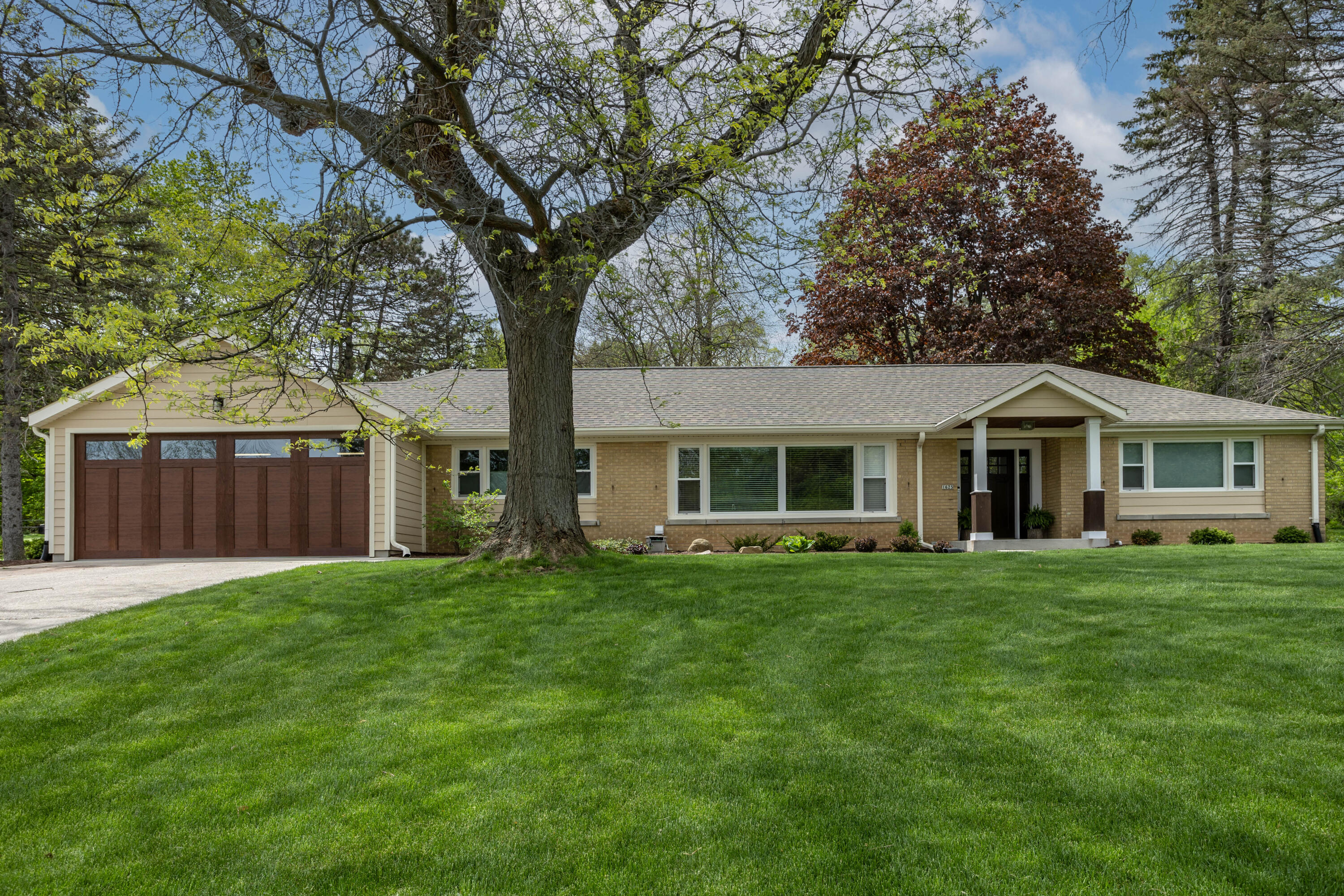 1625 Spring Drive Brookfield, WI 53005 - Photo 1 of 1 Front Elevation