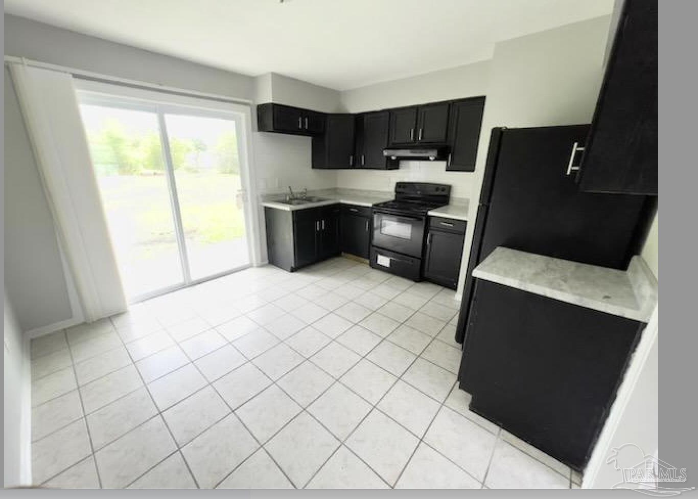 711 Tumbleweed Trail, Unit C Pensacola, FL 32534 - Photo 4 of 10