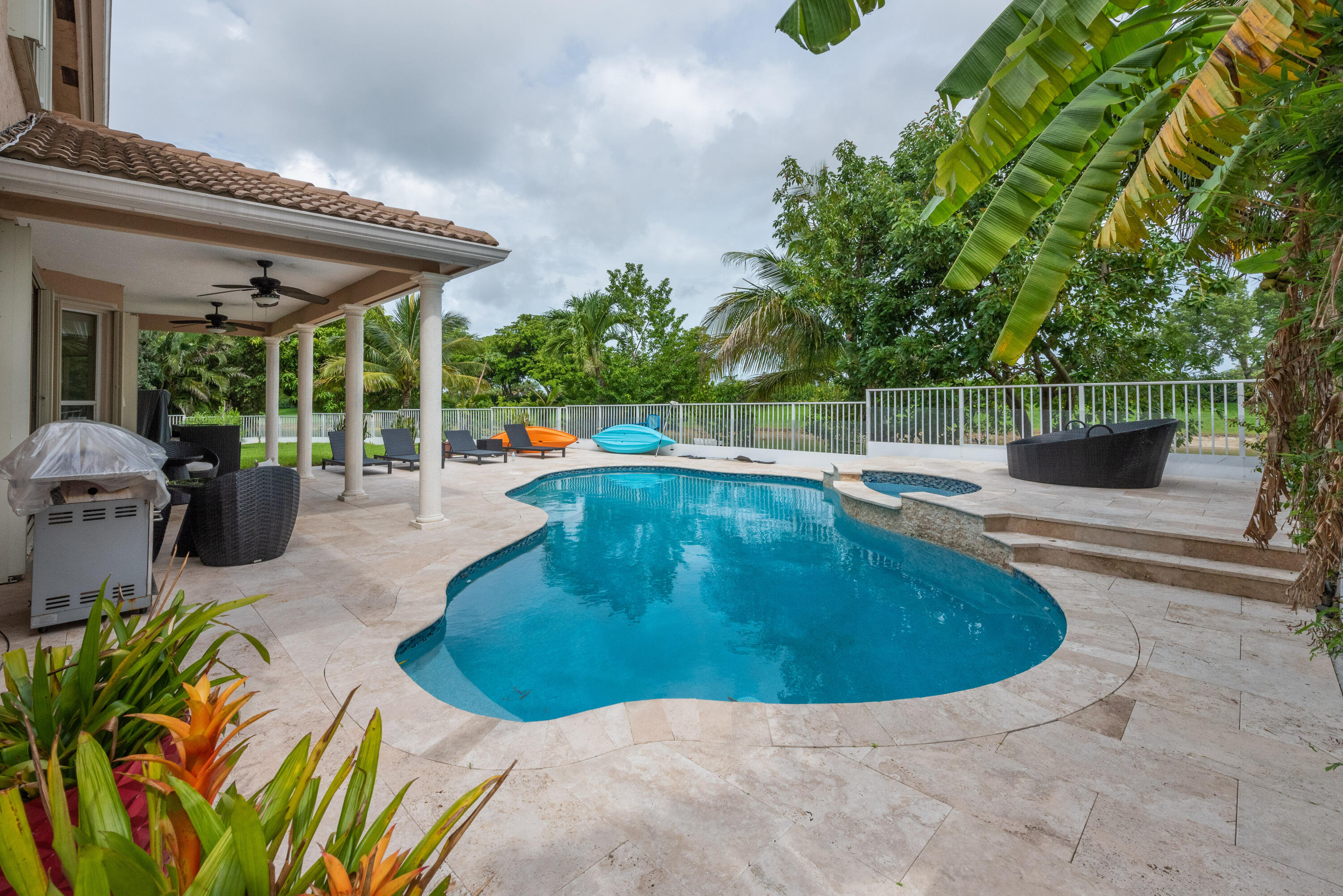 12801 Yardley Dr (46 of 50)