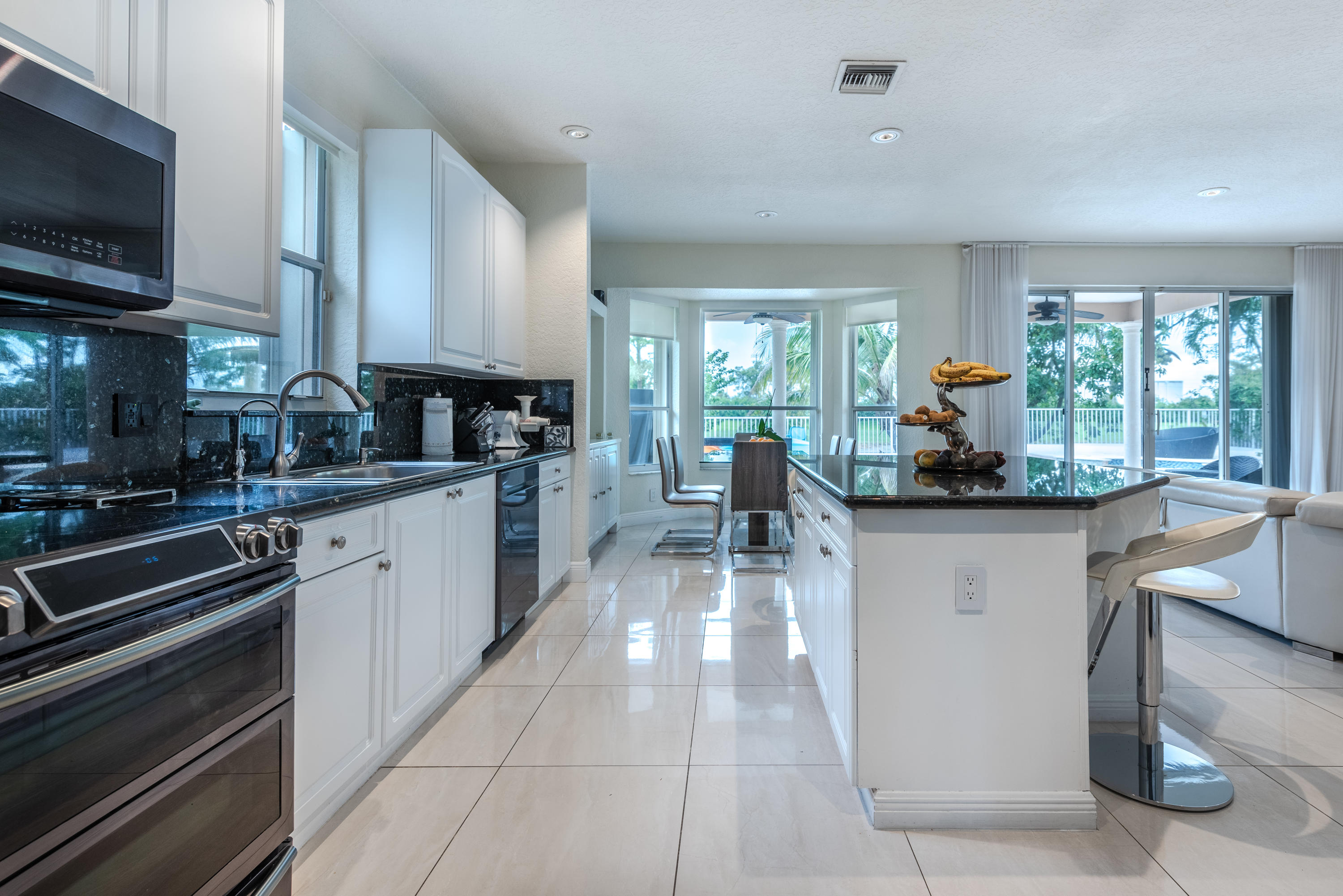 12801 Yardley Drive Boca Raton, FL 33428 - Photo 31 of 65 12801 Yardley Dr (30 of 50)