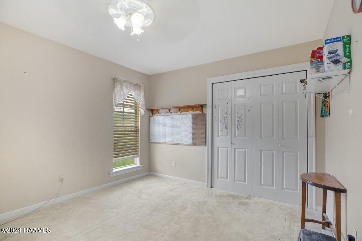 204 Longpointe Road Youngsville, LA 70592 - Photo 13 of 16 204 longpointe-16