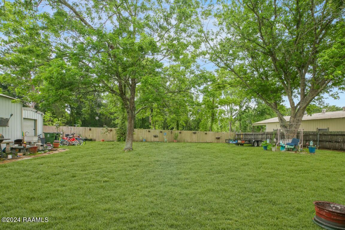 204 Longpointe Road Youngsville, LA 70592 - Photo 14 of 16 204 longpointe-17