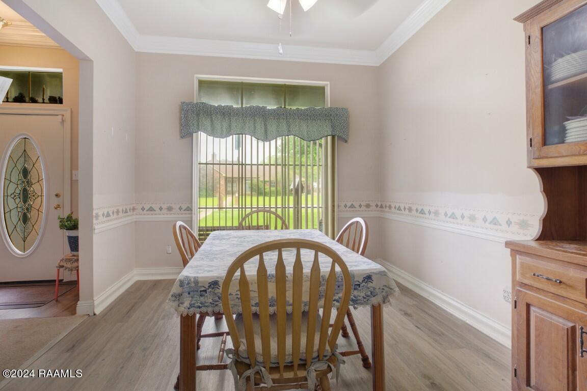 204 Longpointe Road Youngsville, LA 70592 - Photo 3 of 16 204 longpointe-5
