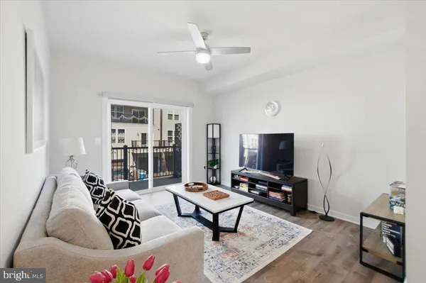 $549,000 | 44576 Wolfhound Square, Ashburn, VA 20147