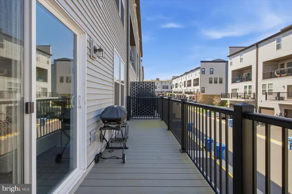 $549,000 | 44576 Wolfhound Square, Ashburn, VA 20147