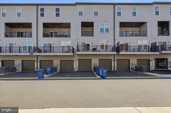 $549,000 | 44576 Wolfhound Square, Ashburn, VA 20147