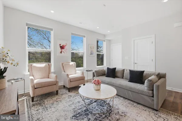 $549,000 | 44576 Wolfhound Square, Ashburn, VA 20147