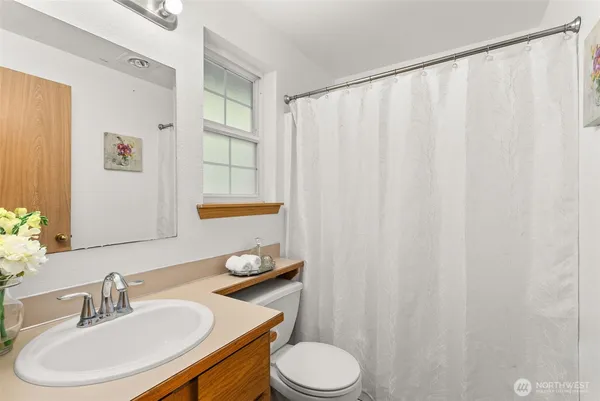 $425,000 | 606 Malibu Drive Southeast, Lacey, WA 98503