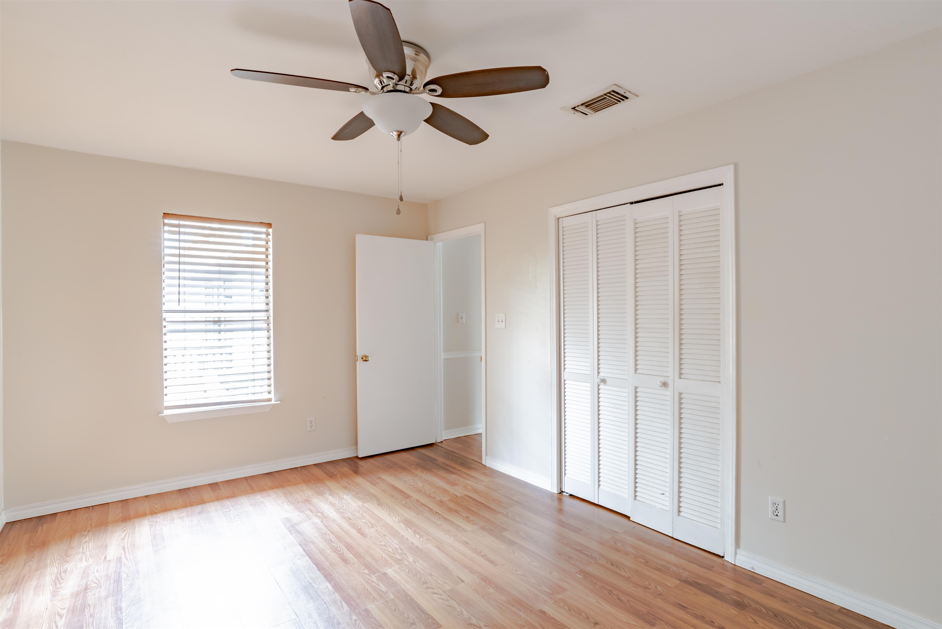 131 Montclair Loop Daphne, AL 36526 - Photo 9 of 19