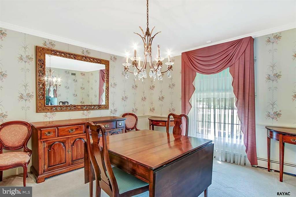 225 Old Mill Road Gettysburg, PA 17325 - Photo 5 of 22 Dining Room