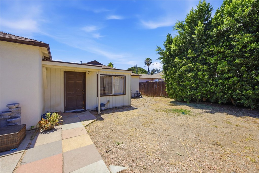 9652 Rincon Avenue Pacoima, CA 91331 - Photo 37 of 40