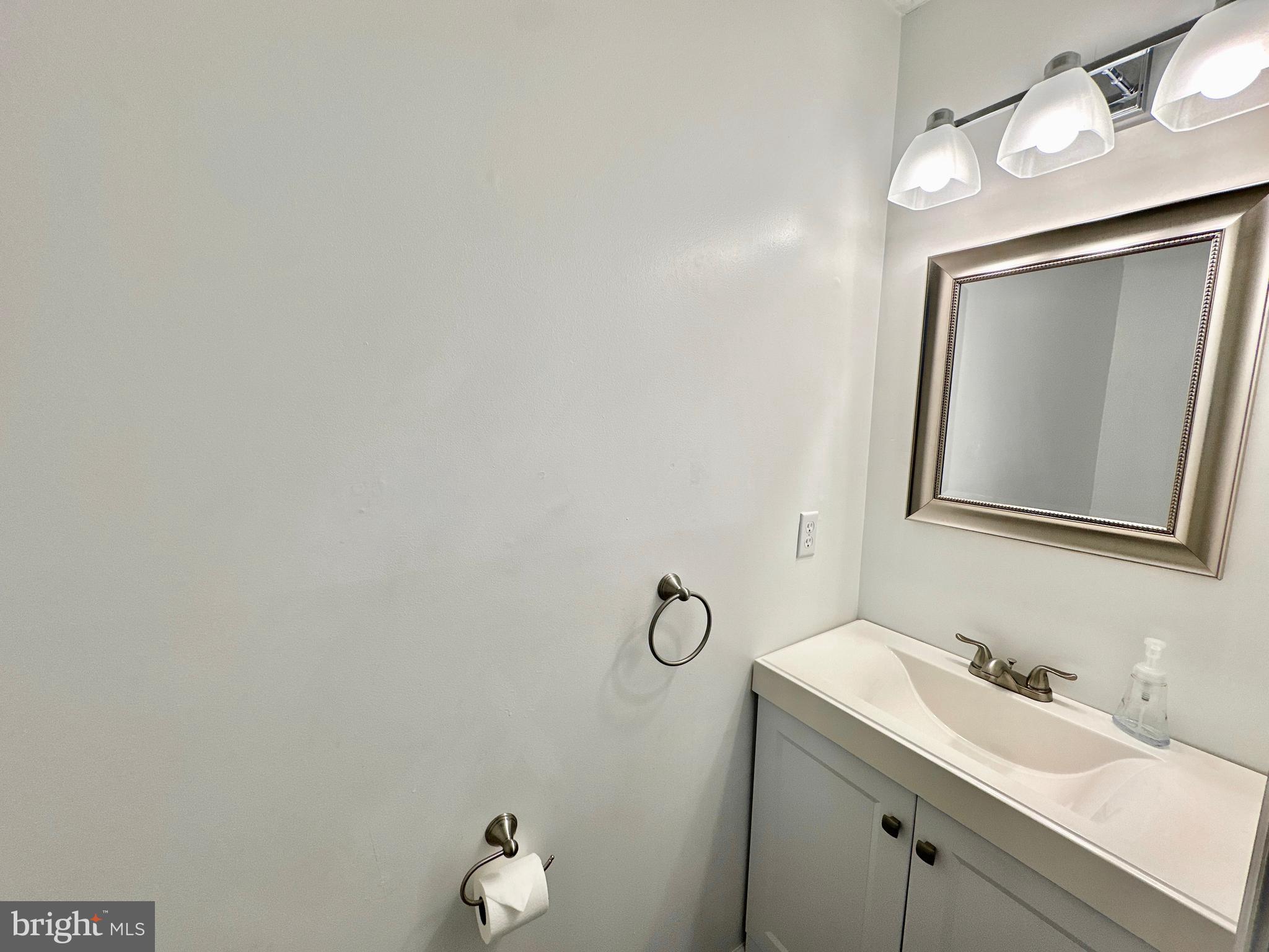 7506 Knoll Acres Road Hanover, MD 21076 - Photo 16 of 34 Gallery Image 16