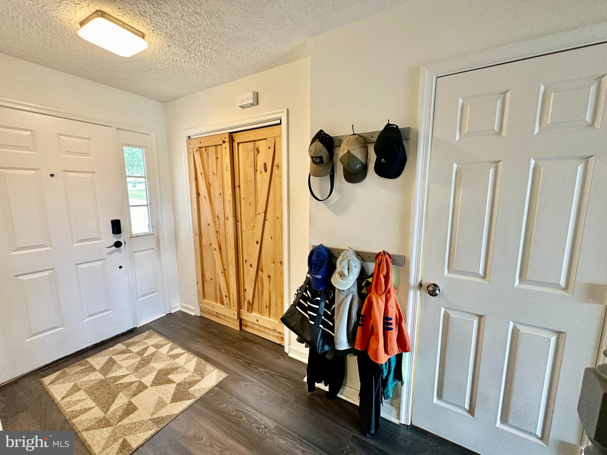 7506 Knoll Acres Road Hanover, MD 21076 - Photo 5 of 34 Gallery Image 5