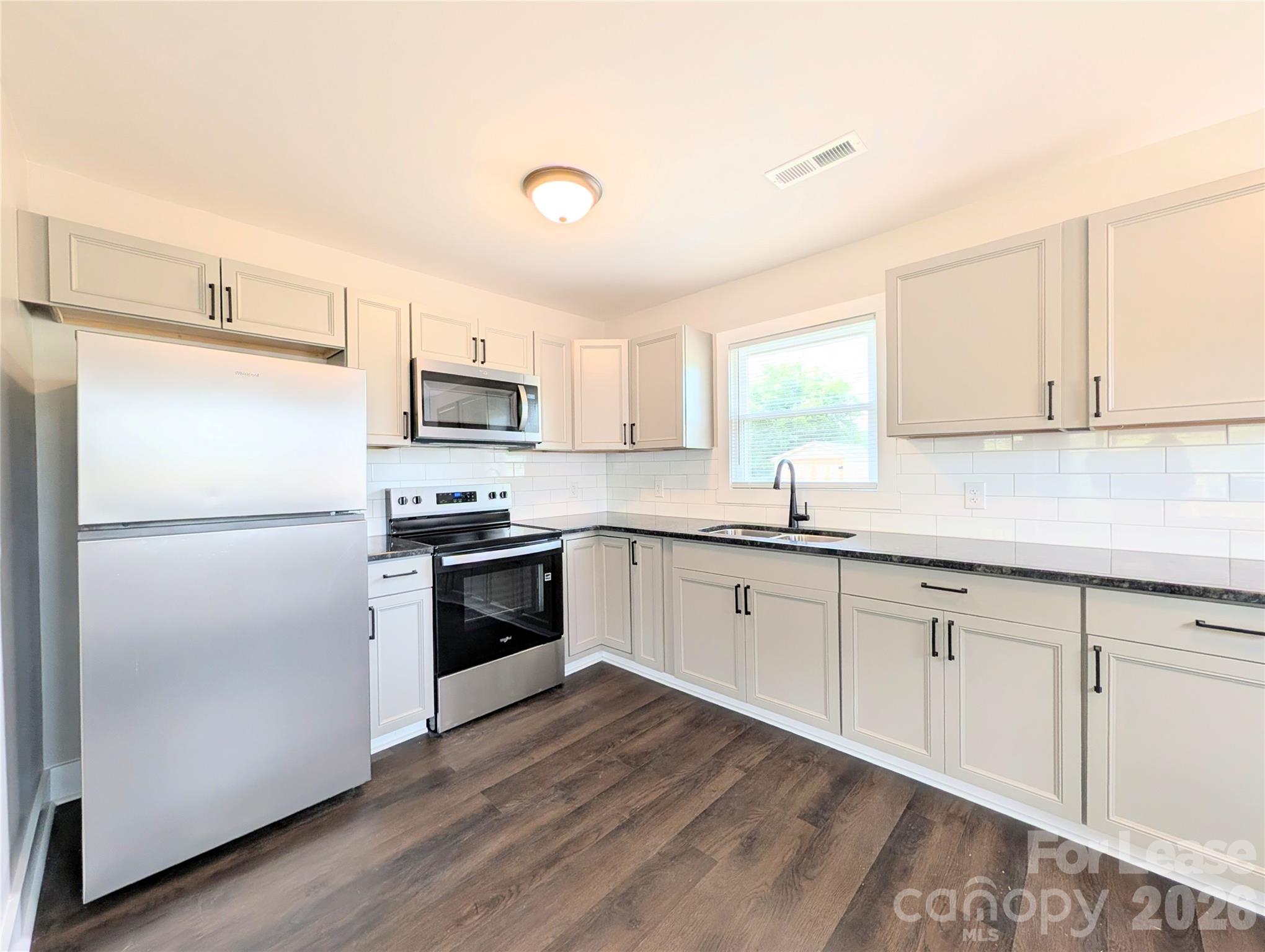 202 Ebenezer Road Kings Mountain, NC 28086 - Photo 4 of 14