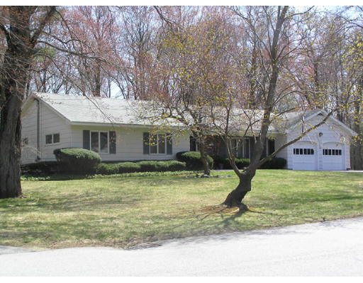 24 Hemlock Road Andover, MA 01810 - Photo 1 of 15 Gallery Image 1