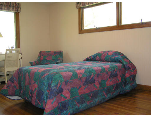 24 Hemlock Road Andover, MA 01810 - Photo 14 of 15 Gallery Image 14