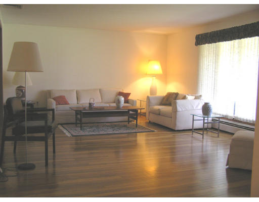 24 Hemlock Road Andover, MA 01810 - Photo 2 of 15 Gallery Image 2