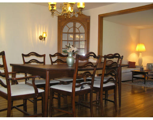 24 Hemlock Road Andover, MA 01810 - Photo 3 of 15 Gallery Image 3