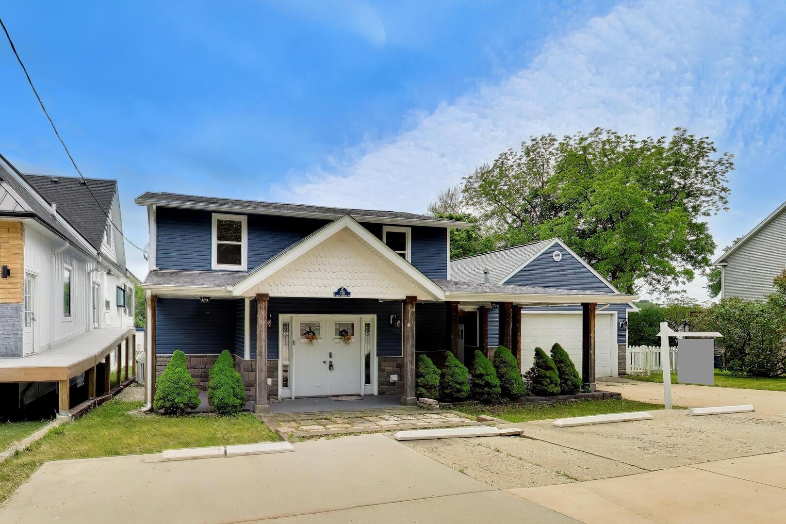 701 North Harrison Street Algonquin, IL 60102 - Photo 1 of 47
