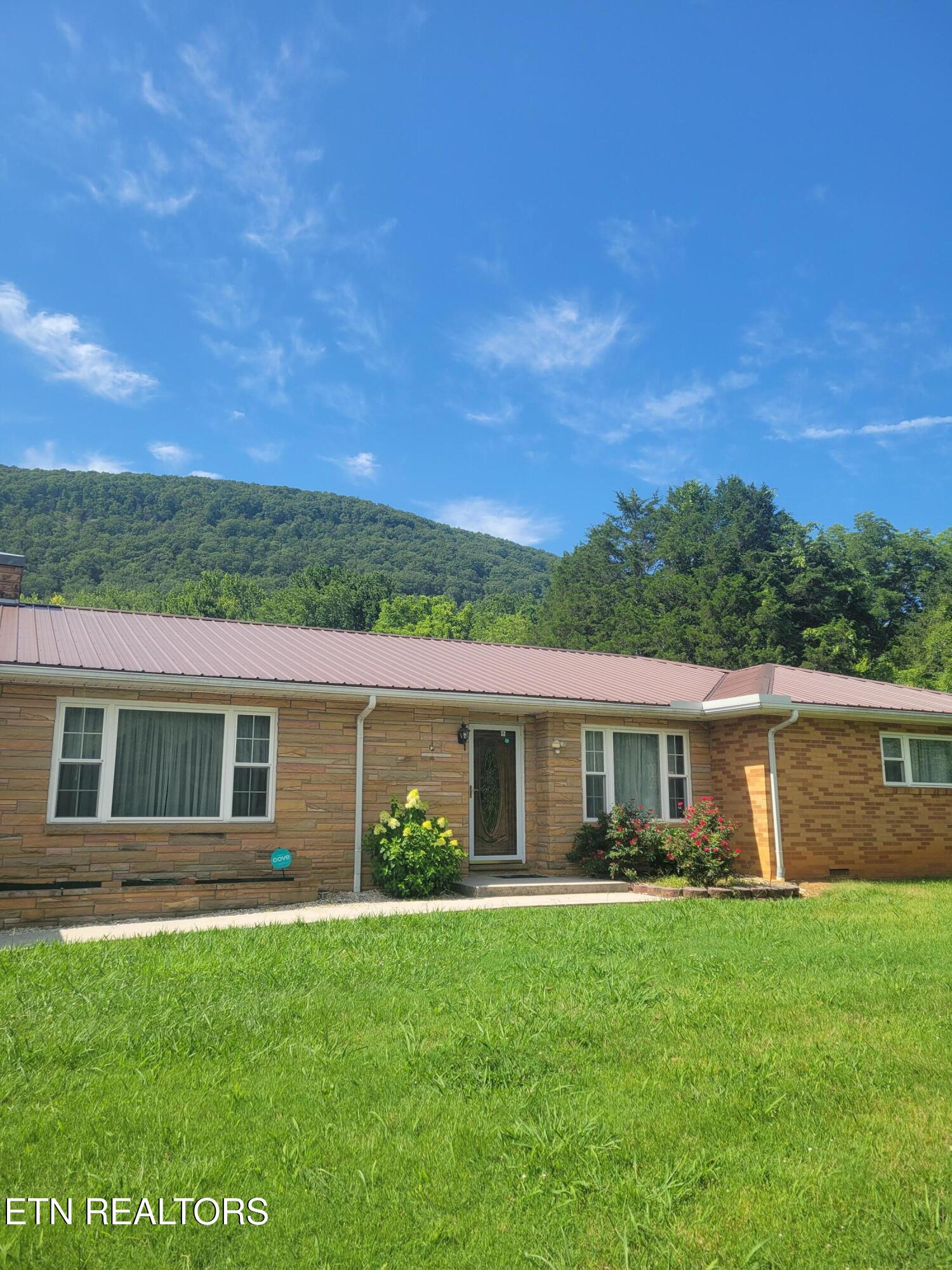 132 Ridge Crest Road Harriman, TN 37748 - Photo 1 of 31 20260702_161857