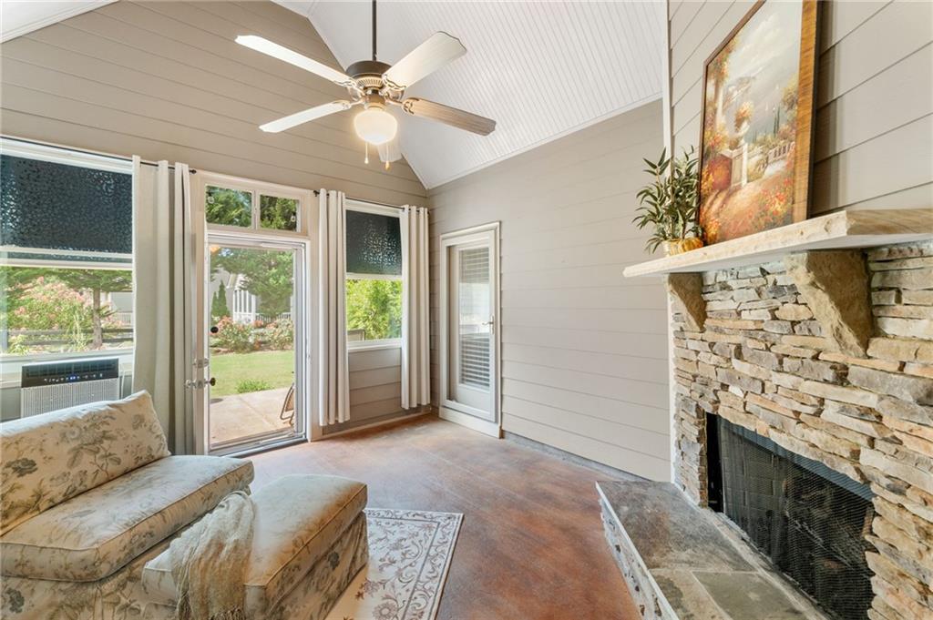 194 Hawthorne Ridge Circle Dallas, GA 30132 - Photo 9 of 25 Gallery Image 9