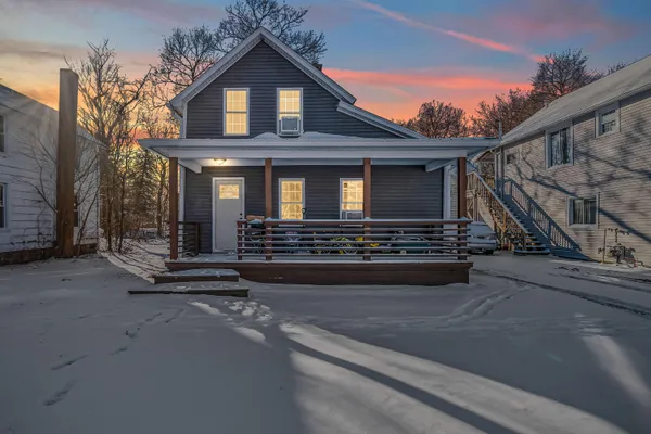 $157,499 | 36 East South Street, Hillsdale, MI 49242