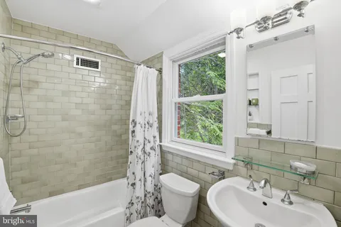 $799,000 | 9601 Bruce Drive, Silver Spring, MD 20901