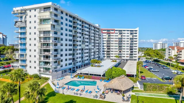 $295,000 | 336 Golfview Road, Unit PH #15, North Palm Beach, FL 33408