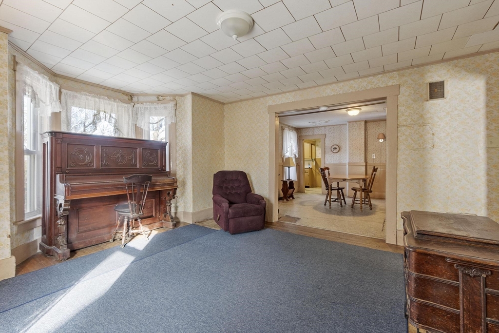 86 Highland Street Athol, MA 01331 - Photo 11 of 28