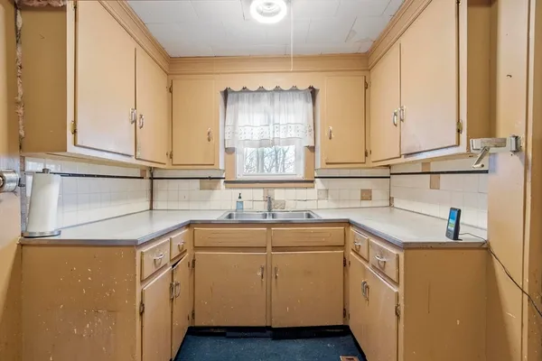 $249,000 | 86 Highland Street, Athol, MA 01331