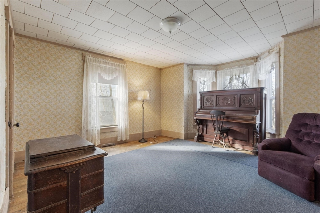 86 Highland Street Athol, MA 01331 - Photo 10 of 28