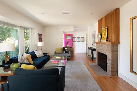 $1,595,000 | 435 Cambridge Drive, Burbank, CA 91504