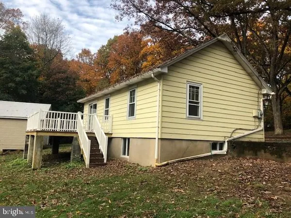 $1,695 | 501 North Ridge Road, Perkasie, PA 18944