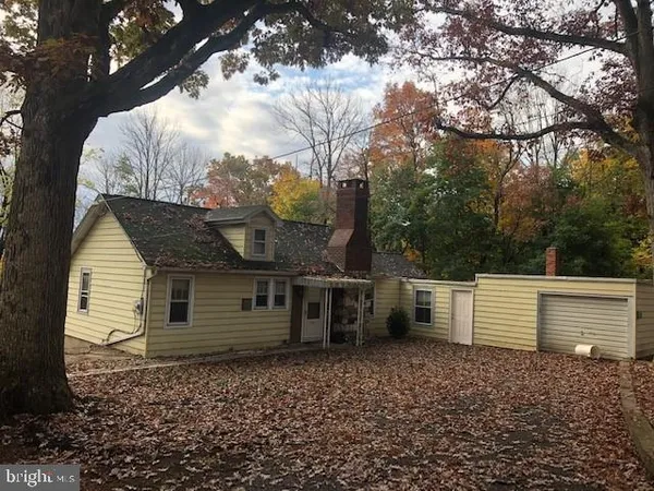 $1,695 | 501 North Ridge Road, Perkasie, PA 18944