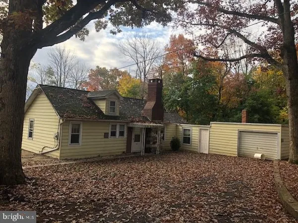 $1,695 | 501 North Ridge Road, Perkasie, PA 18944