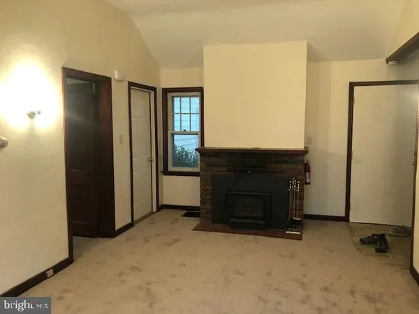 $1,695 | 501 North Ridge Road, Perkasie, PA 18944