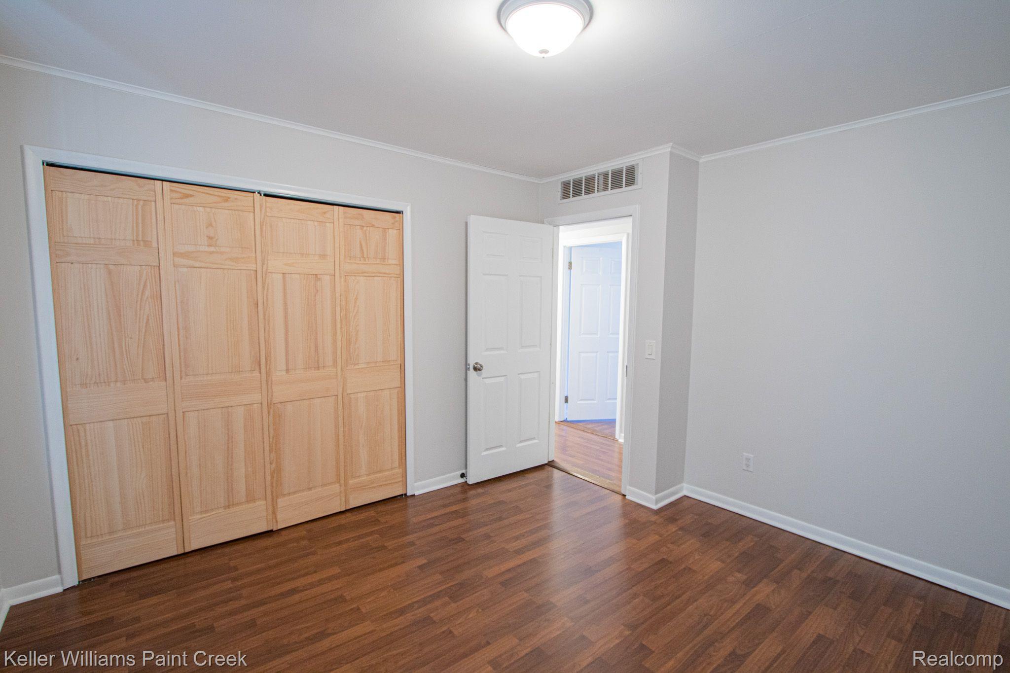 3590 Samuel Avenue Rochester, MI 48309 - Photo 14 of 35