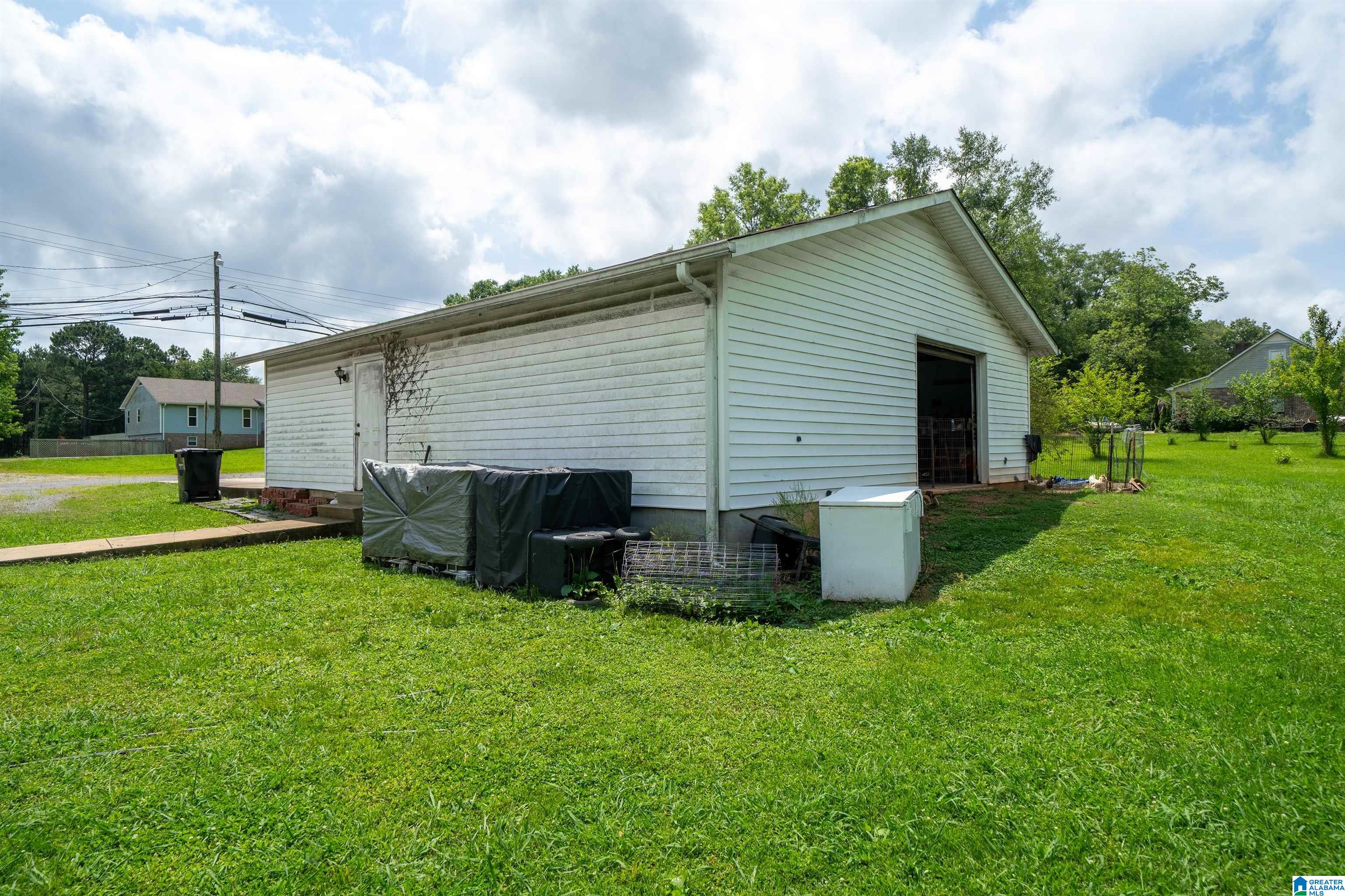 6185 Pocahontas Road Bessemer, AL 35022 - Photo 34 of 37