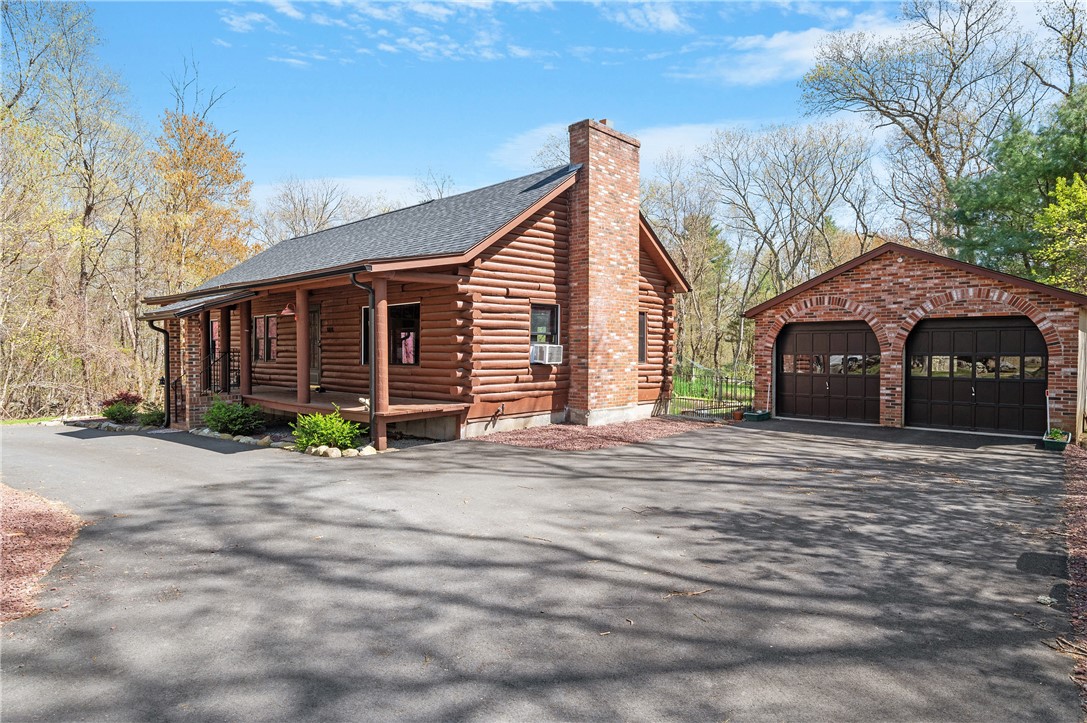 108 Burlingame Road Smithfield, RI 02917 - Photo 2 of 48 Gallery Image 2