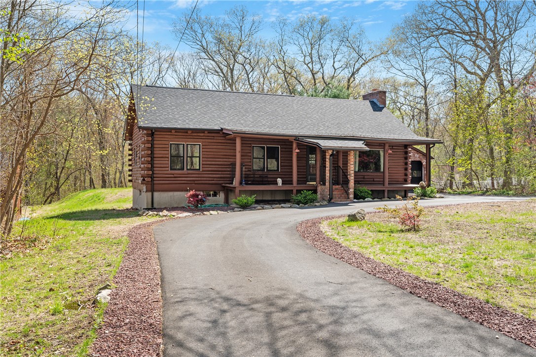 108 Burlingame Road Smithfield, RI 02917 - Photo 7 of 48 Gallery Image 7
