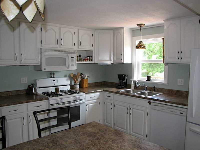 355 Waldo Station Road Belfast, ME 04915 - Photo 13 of 33 Kitchen.