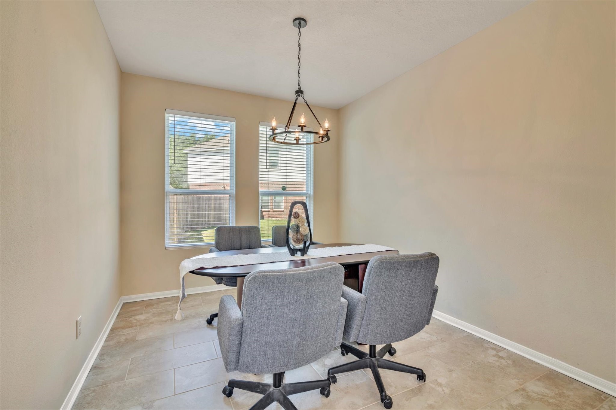 1722 Sun Point Court Humble, TX 77396 - Photo 7 of 40