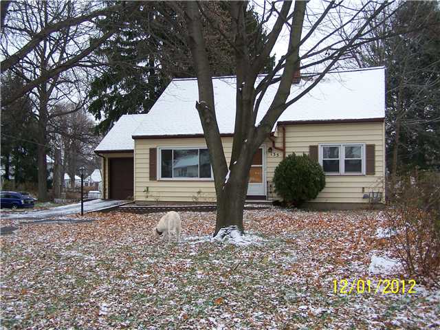 135 Lake Breeze Road Greece, NY 14616 - Photo 1 of 1 Exterior Front