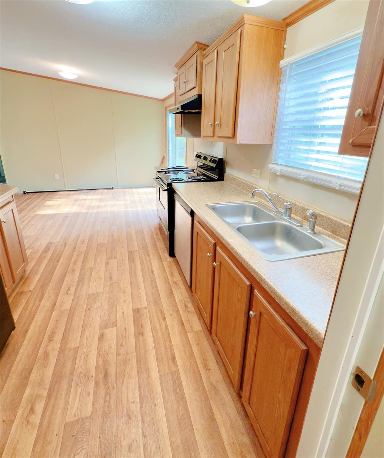 31515 Marlin Street Magnolia, TX 77355 - Photo 13 of 34 Kitchen From Utility