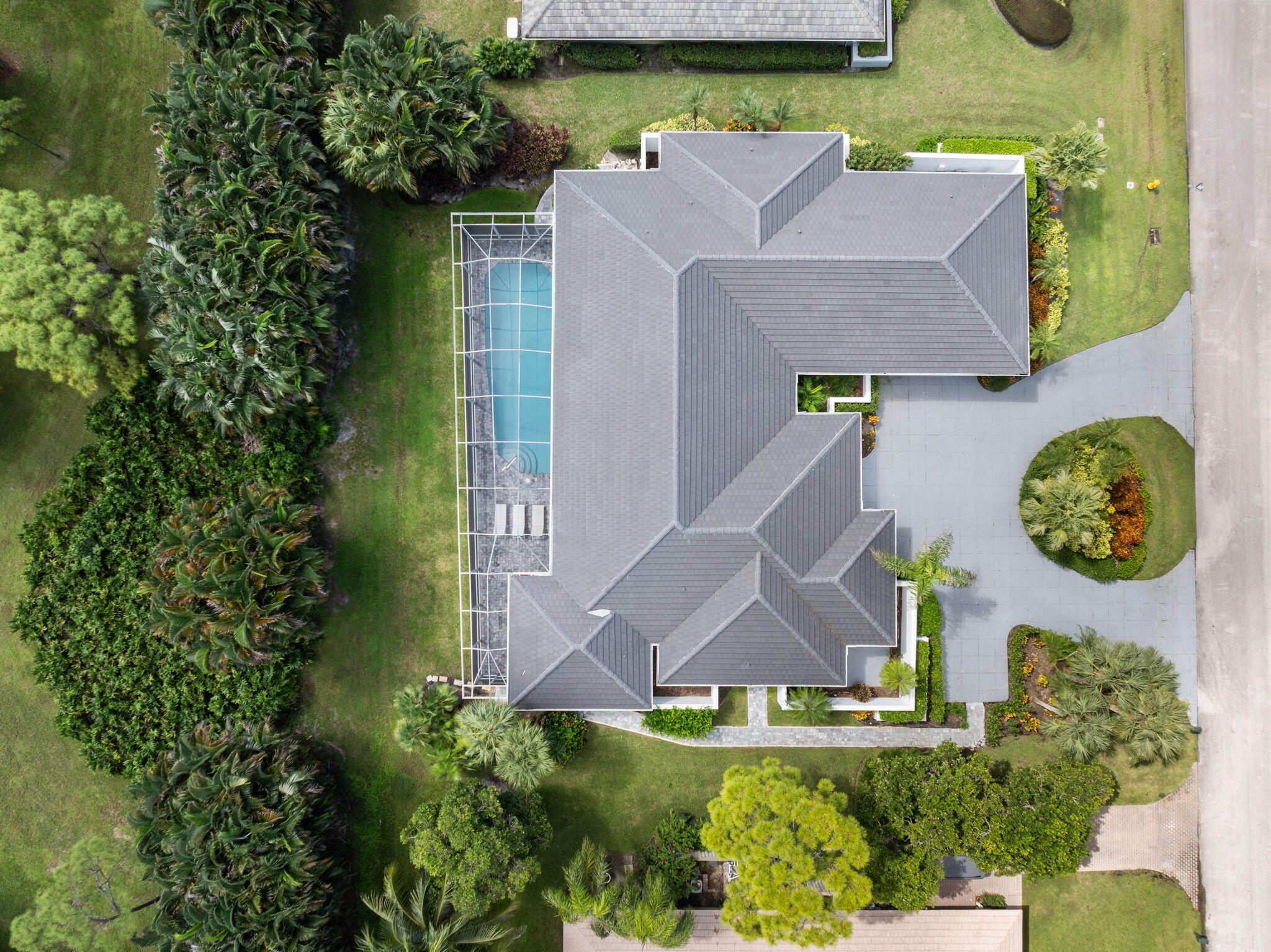 17 Surrey Road Palm Beach Gardens, FL 33418 - Photo 59 of 64 5-web-or-mls-DJI_20251009014944_0033_D