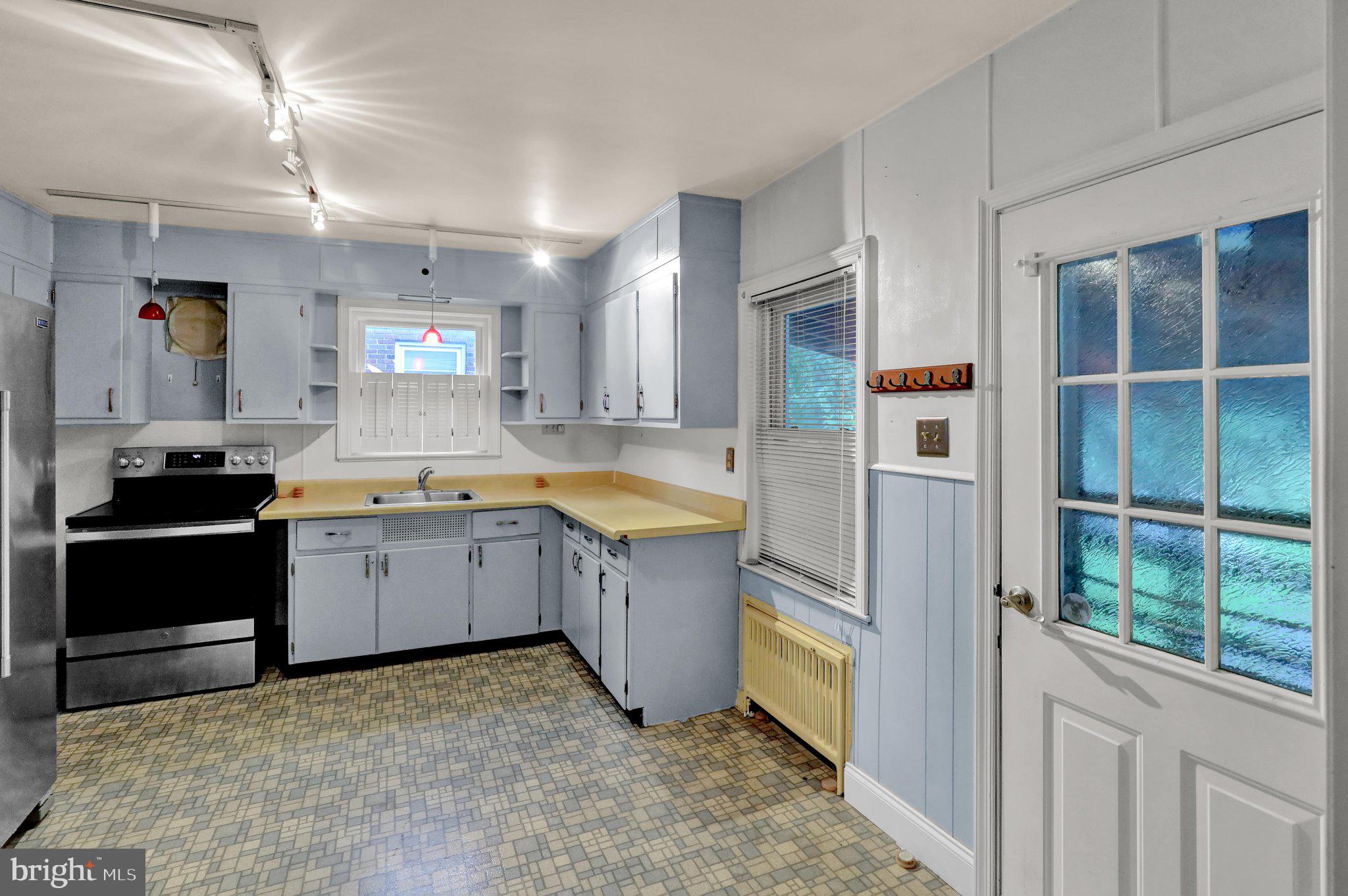 107 Gibraltar Road Reading, PA 19606 - Photo 17 of 29 360_8140