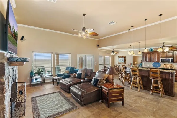 $1,229,000 | 9129 County Road 2226, Taft, TX 78390