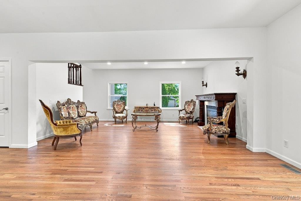 48 Private Road Calverton, NY 11933 - Photo 8 of 48 Gallery Image 8