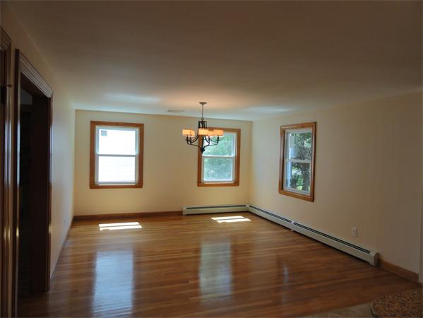 844 North Street Randolph, MA 02368 - Photo 7 of 27