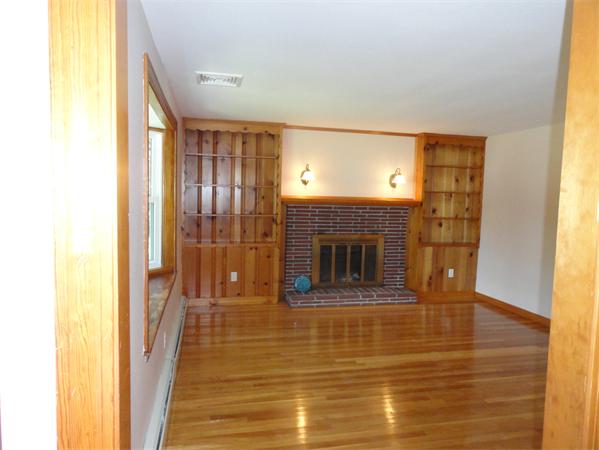 844 North Street Randolph, MA 02368 - Photo 9 of 27